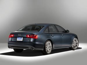 Audi A6 3.0T Quattro S-Line Sedan 2011 года  (NA)
